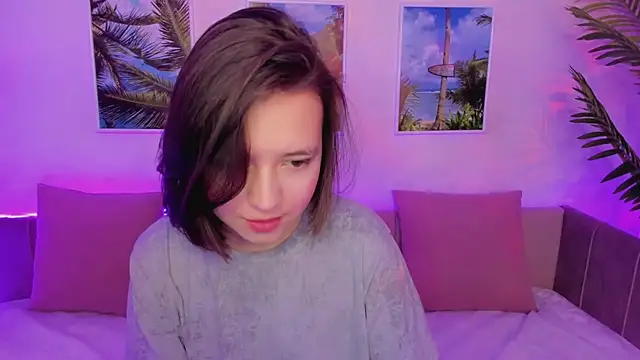 Lina Brownie online show from January 18, 2025, 2:14 am