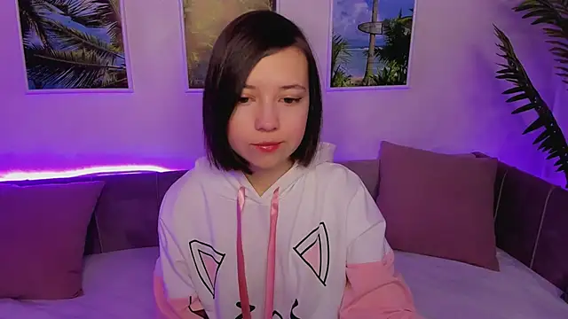 Lina Brownie online show from January 20, 2025, 2:01 am