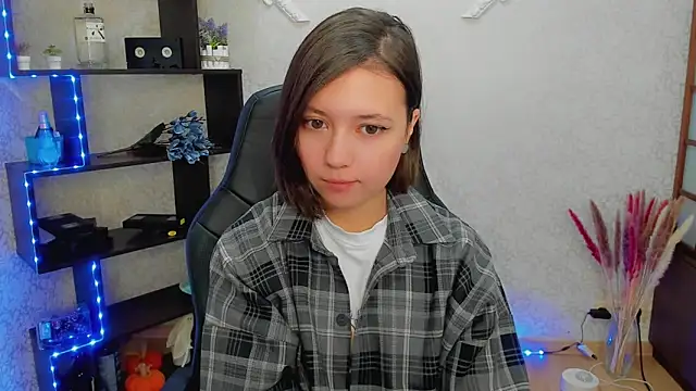 Lina Brownie online show from January 25, 2025, 2:26 am