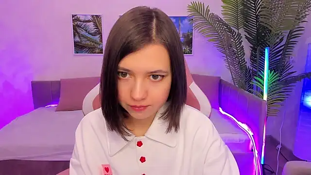 Lina Brownie online show from February 11, 2025, 1:41 am