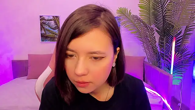 Lina Brownie online show from February 16, 2025, 1:58 am