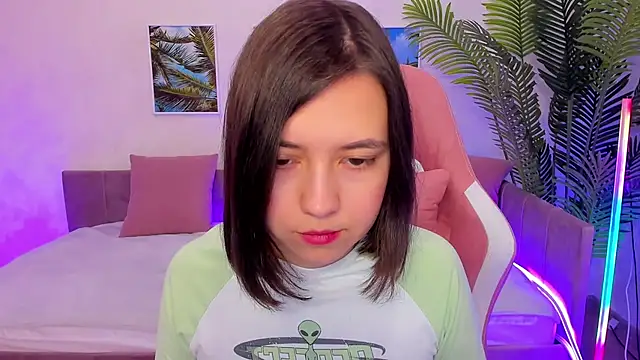 Lina Brownie online show from February 18, 2025, 5:53 am