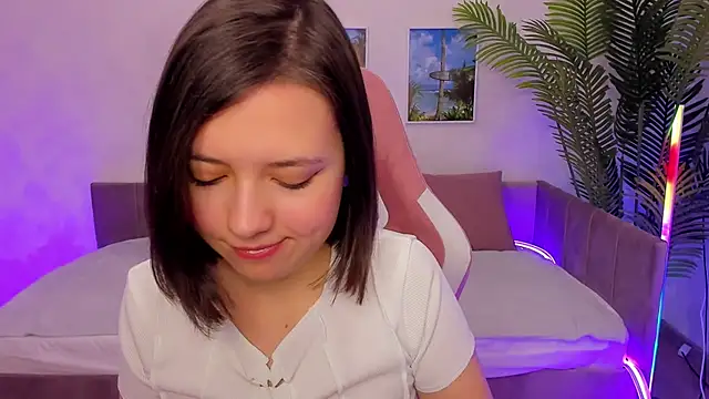 Lina Brownie online show from February 22, 2025, 4:51 am