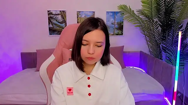 Lina Brownie online show from February 23, 2025, 2:29 am