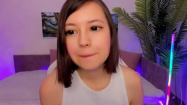 Lina Brownie online show from March 8, 2025, 5:07 am