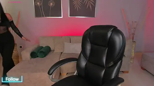 AlyssaDean online show from November 20, 2025, 11:43 am