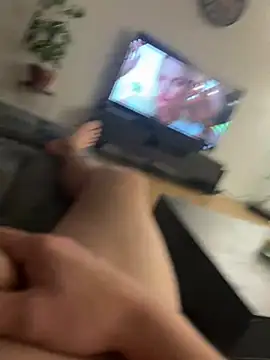 moi seul online show from December 8, 2024, 9:19 pm