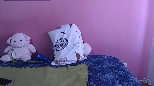 Susanlover online show from November 8, 2025, 3:45 pm