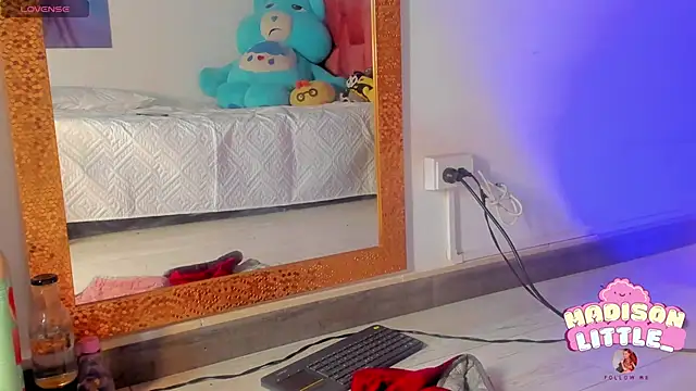 madison little  online show from March 19, 2025, 5:50 pm