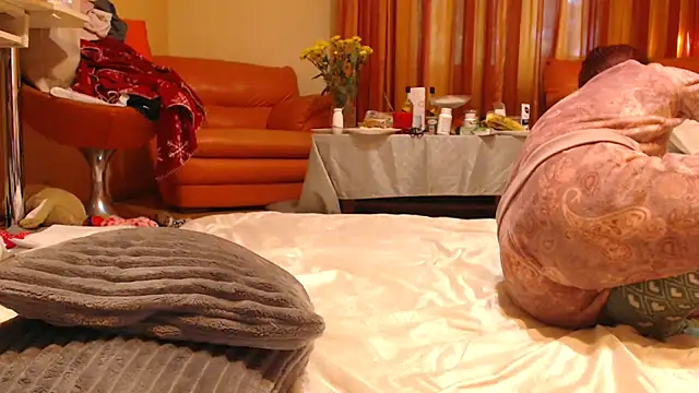 Snapshot of LovelyAndraGirl chatting on September 27, 2025, 2:00 pm LovelyAndraGirl online show from September 27, 2025, 2:00 pm