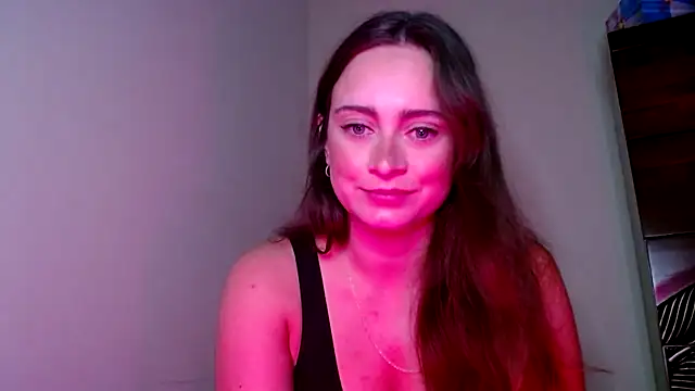 Sophie Raegan online show from December 4, 2024, 10:13 am