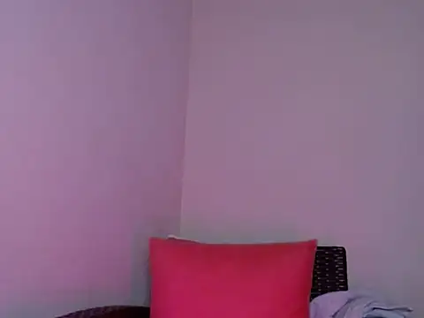 Sophie Raegan online show from January 1, 2025, 8:35 am