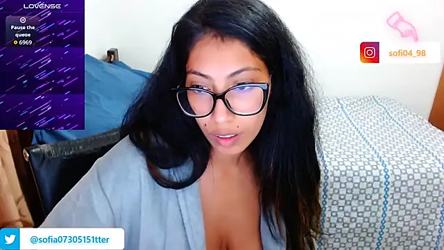 sofia rosse4 online show from September 12, 2025, 11:04 pm