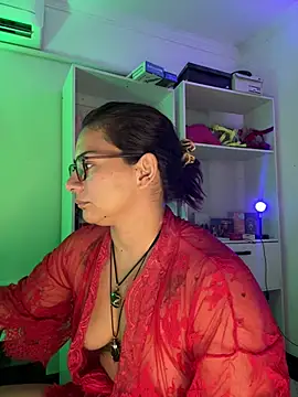 Snapshot of Amarantha_666 chatting on June 1, 2026, 10:33 pm Amarantha 666 online show from June 1, 2026, 10:33 pm