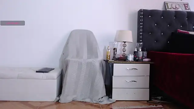 ana bella1 online show from February 1, 2025, 8:26 pm