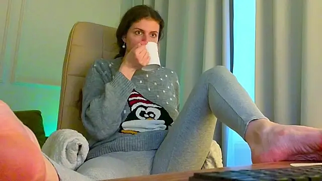 Sereta Finn online show from December 14, 2024, 10:45 am