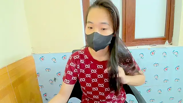   Saphia   online show from October 21, 2025, 12:44 am