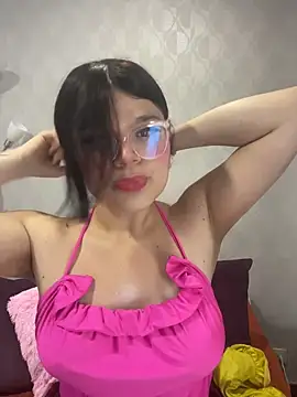 Snapshot of dayis_butera chatting on May 4, 2026, 12:23 pm dayis butera online show from May 4, 2026, 12:23 pm