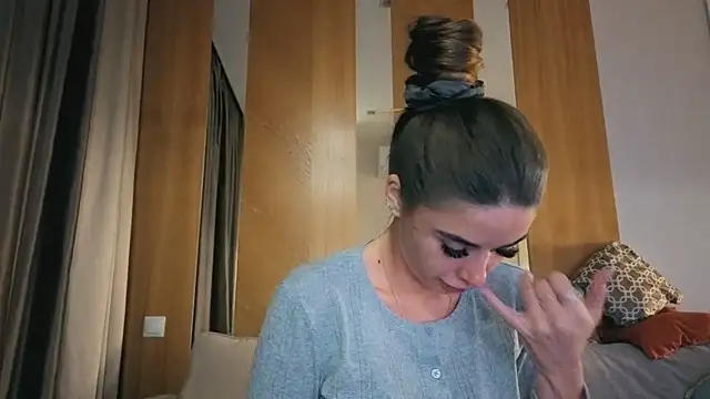 Snapshot of your_bunnygirl chatting on October 4, 2025, 5:33 pm your bunnygirl online show from October 4, 2025, 5:33 pm