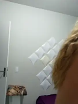 Snapshot of MILEIDE980 chatting on February 19, 2026, 9:05 am MILEIDE980 online show from February 19, 2026, 9:05 am