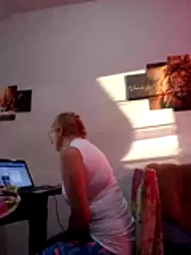 Snapshot of MILEIDE980 chatting on February 26, 2026, 9:25 pm MILEIDE980 online show from February 26, 2026, 9:25 pm