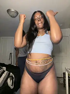 Snapshot of IntrovertedUnicorn chatting on March 22, 2026, 5:00 am IntrovertedUnicorn online show from March 22, 2026, 5:00 am