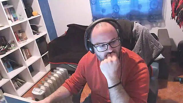 ravingr4d4 online show from March 17, 2025, 2:45 pm