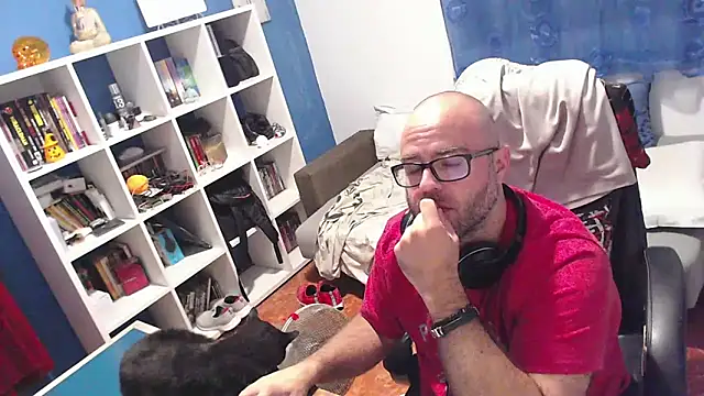 ravingr4d4 online show from October 15, 2025, 10:43 pm