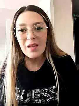 Daniela77771 online show from April 21, 2026, 7:17 pm