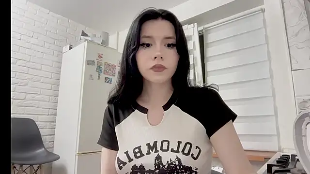 Snapshot of Alisa_Black_Star chatting on July 5, 2026, 6:15 pm Alisa Black Star online show from July 5, 2026, 6:15 pm