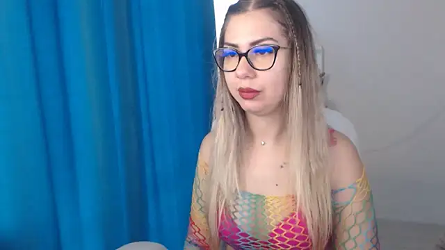 SugarErika online show from March 19, 2025, 6:24 am