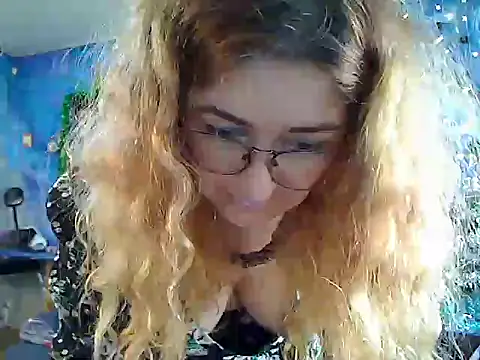 Helen1974 online show from January 5, 2025, 12:10 pm