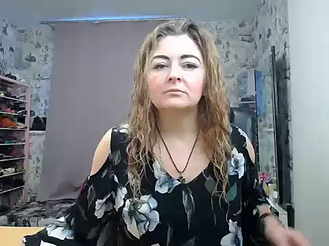 Helen1974 online show from March 5, 2025, 2:12 pm