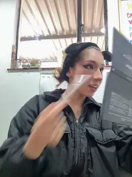 bellablack27 online show from February 27, 2025, 1:28 pm