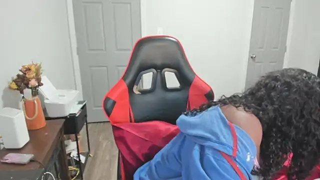 demi xoxo online show from December 22, 2025, 9:12 pm