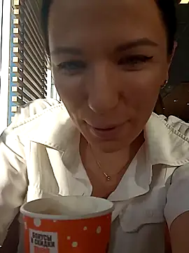 Brilliant-Queen1 online show from February 1, 2025, 12:40 am