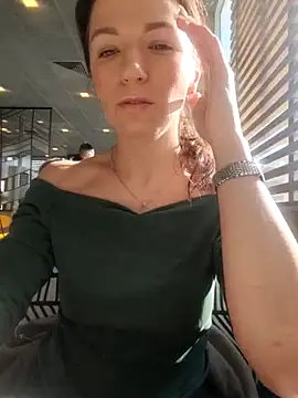 Brilliant-Queen1 online show from February 9, 2025, 2:06 am