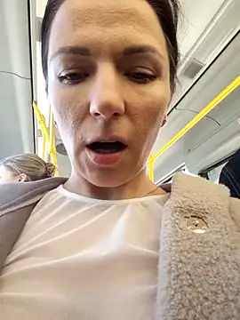 Brilliant-Queen1 online show from March 14, 2025, 2:53 am