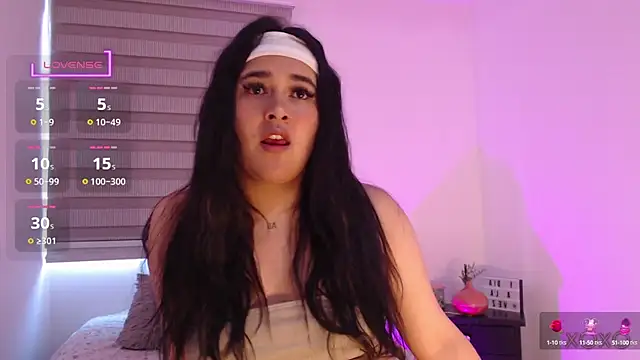 Megan FE online show from March 11, 2025, 12:39 pm