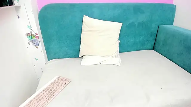 moon cake online show from January 15, 2025, 3:29 pm