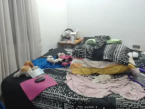 Anny Smith69 online show from September 10, 2025, 11:05 pm