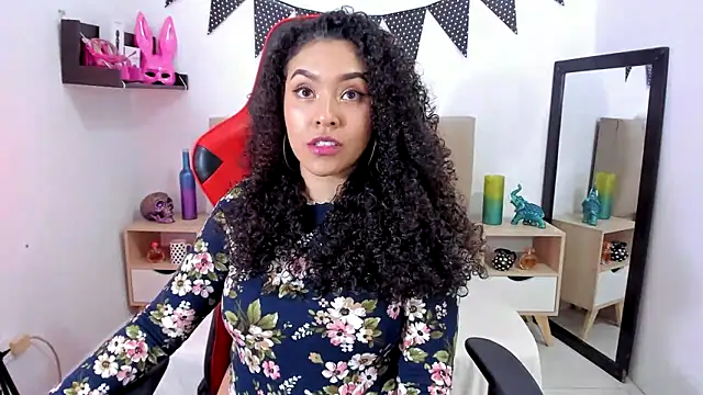 Zoe Gruber online show from December 19, 2024, 11:14 pm