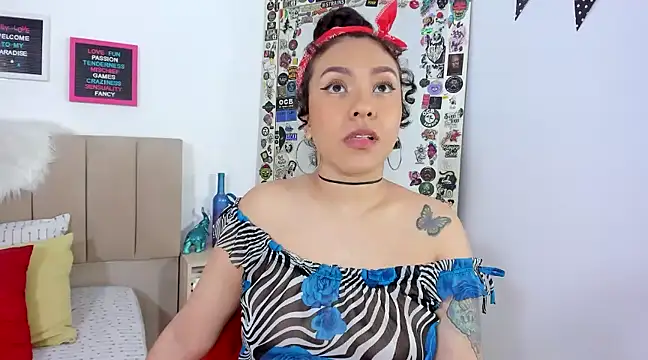 Zoe Gruber online show from January 29, 2025, 11:04 pm