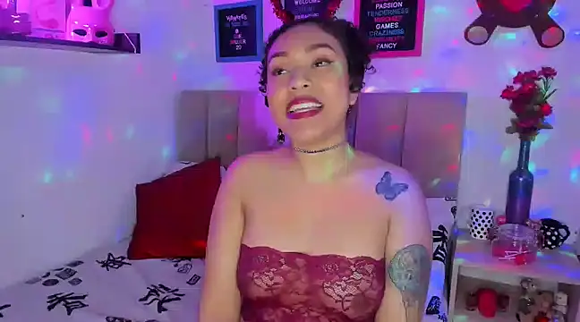 Zoe Gruber online show from February 14, 2025, 4:37 am