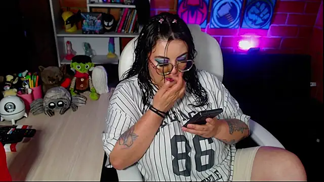 juliette rd online show from October 2, 2025, 3:13 am