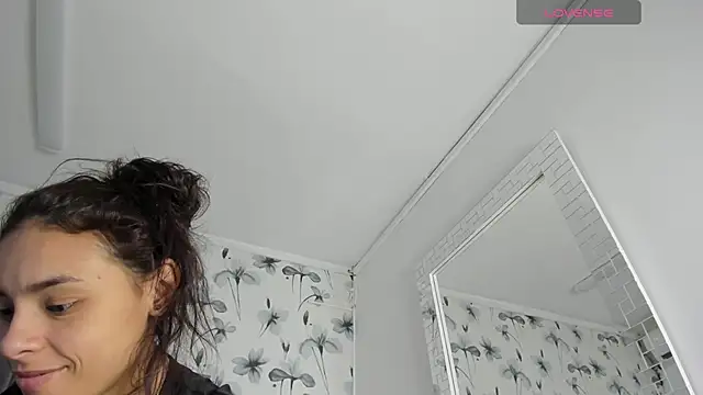 Ehotloveaxxx online show from January 21, 2025, 1:22 pm