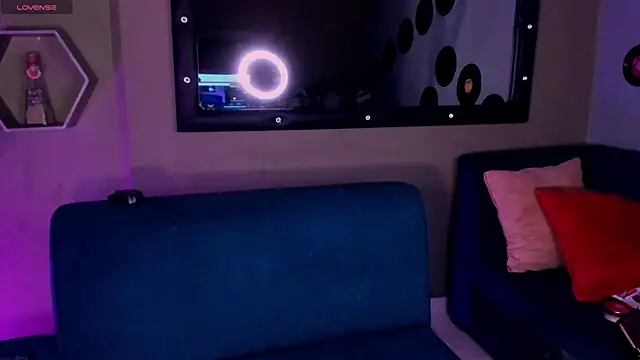 Sussy Bell01 online show from February 13, 2025, 7:31 pm