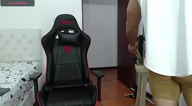 JoseRumbero26 online show from March 5, 2025, 11:28 am