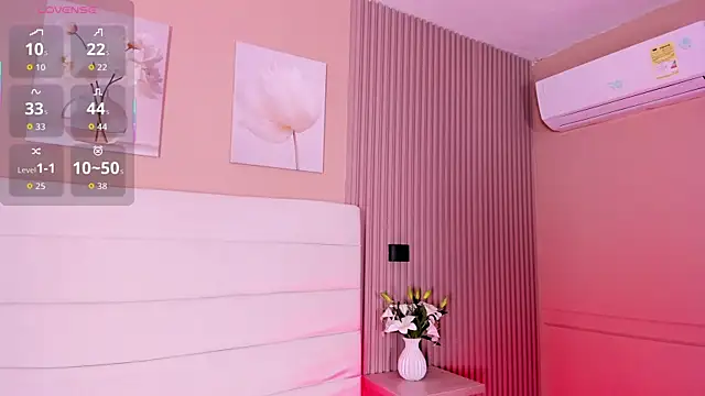 Lilly 2809  online show from April 19, 2026, 3:50 am