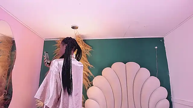 bonieklent online show from March 11, 2025, 2:54 am